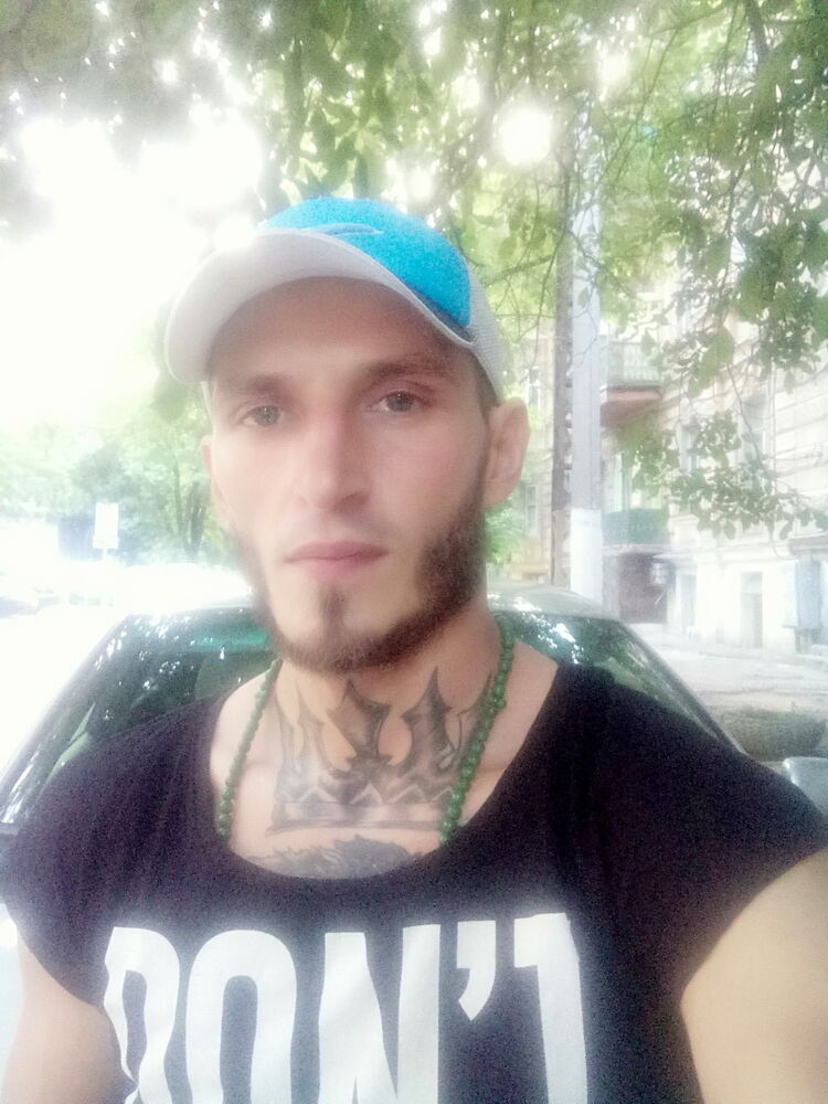  13492561  Tim, 40 ,    