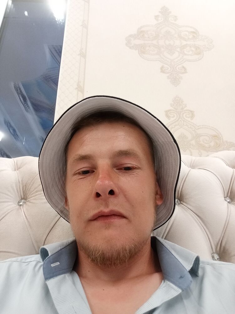  44382861  , 33 ,    