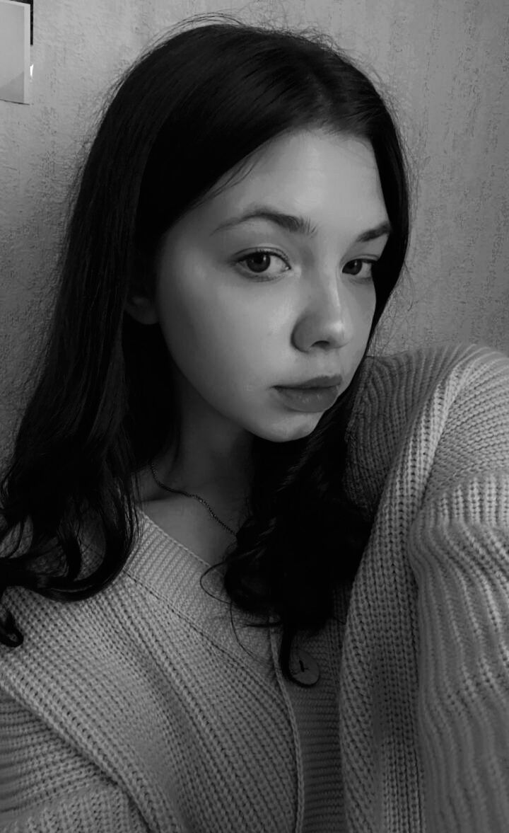  44584041  Dasha, 19 ,    