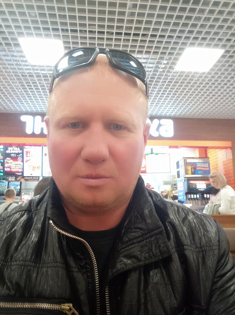  ,   Sergey, 47 ,   ,   