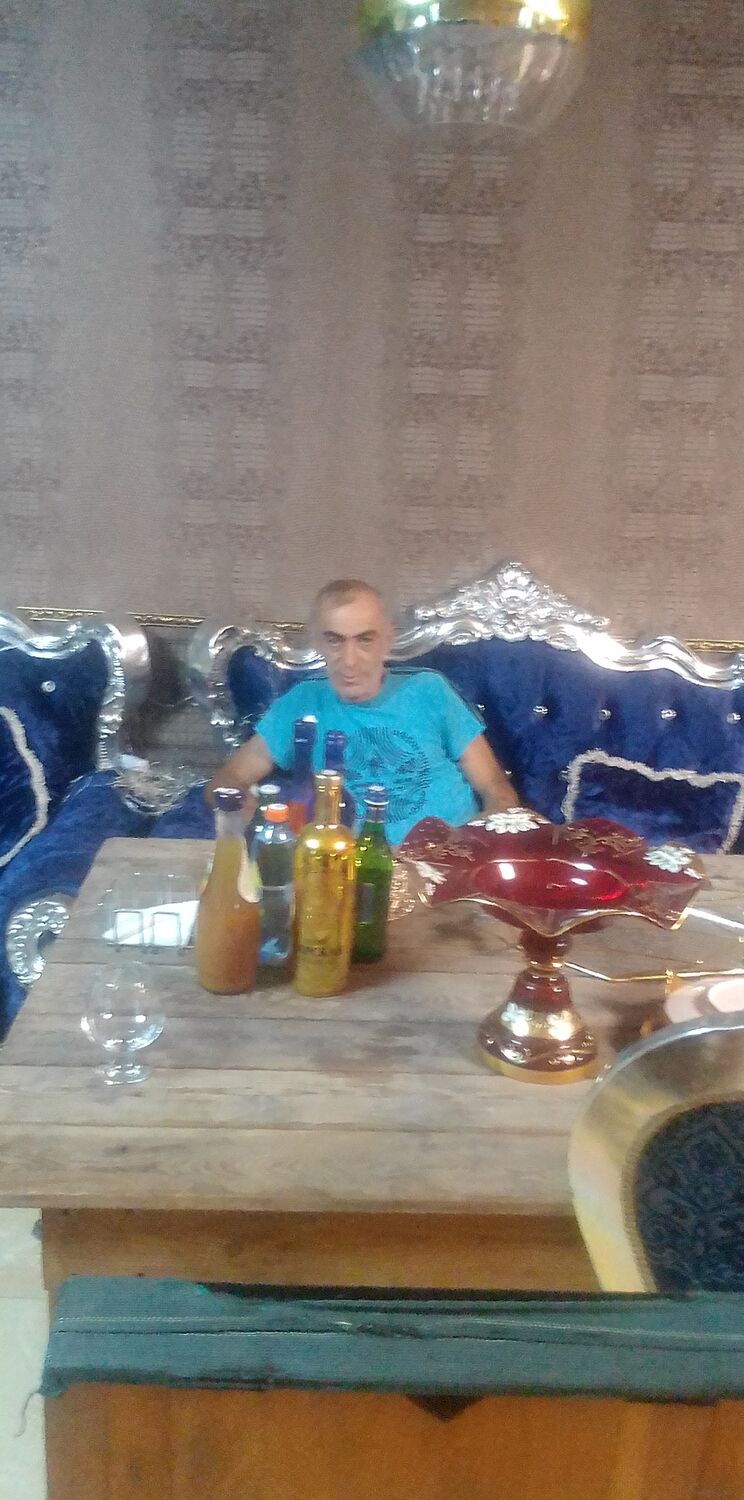  53543251  Vasili, 48 ,    