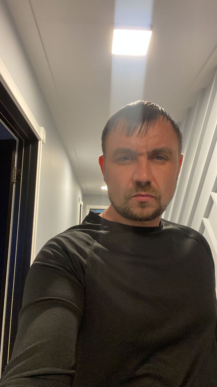  28489571  , 38 ,     