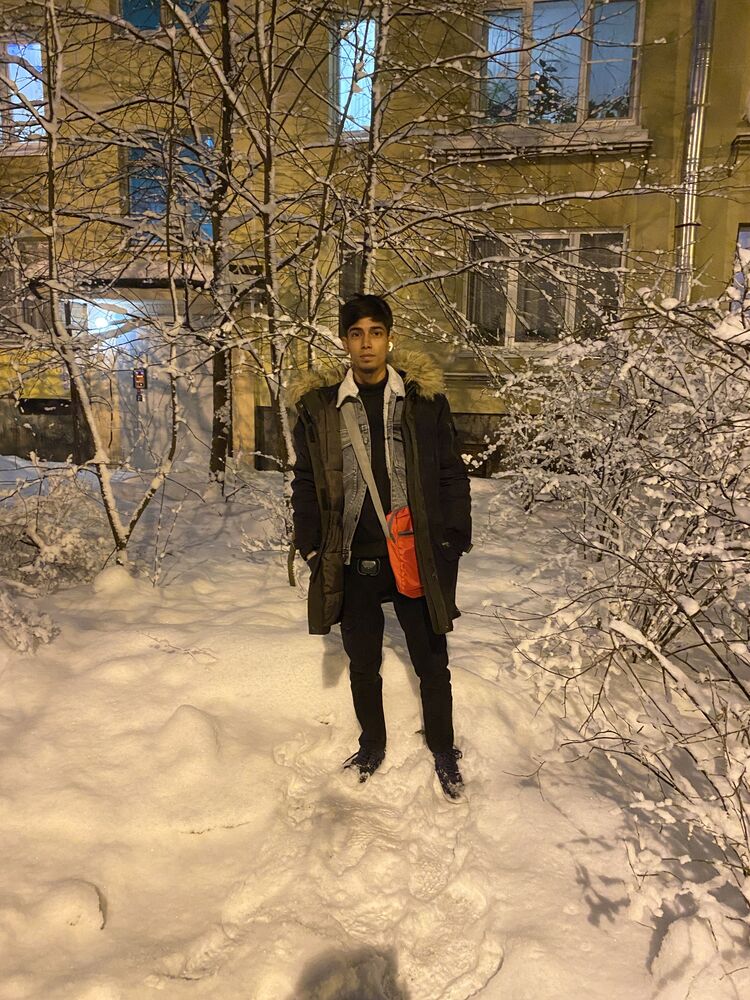  41326271  Ali Hussain, 23 ,    -