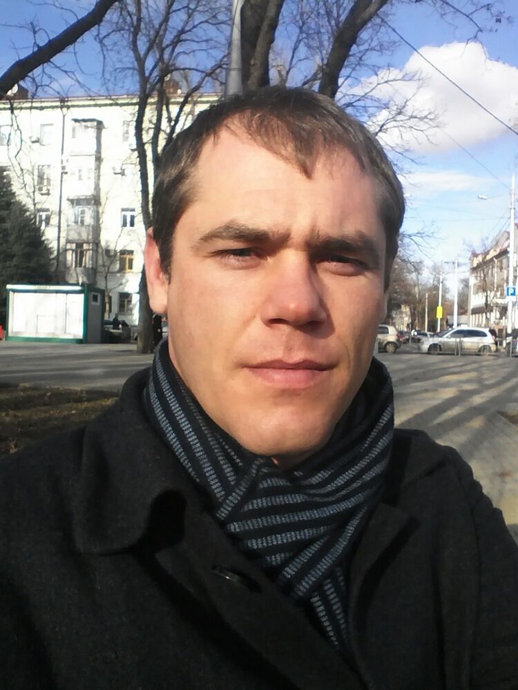  ,   Olegs, 36 ,   ,   , c 