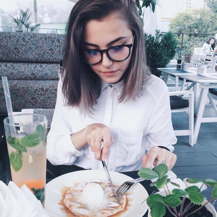  18595331  Olya, 30 ,    