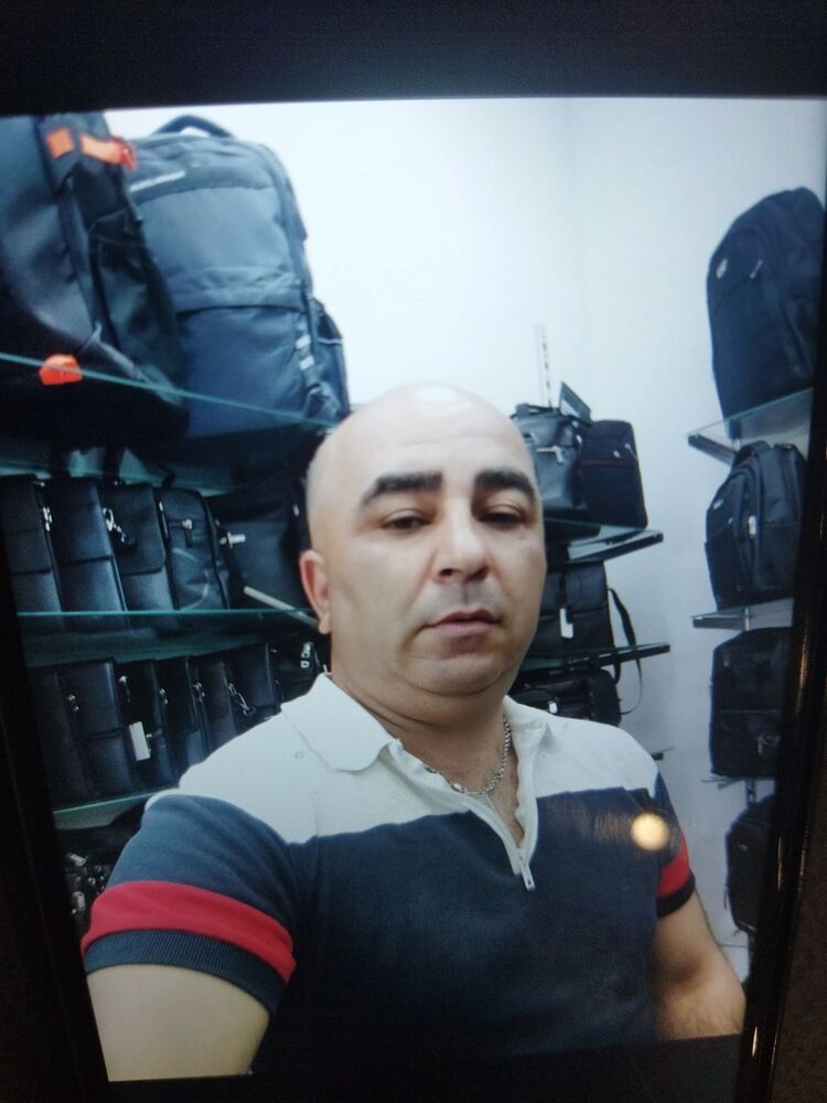  34190111  Samir, 47 ,    
