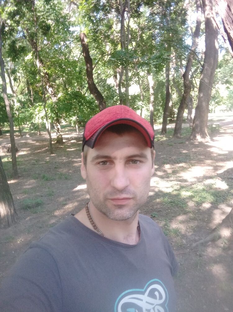  46081551  , 32 ,    