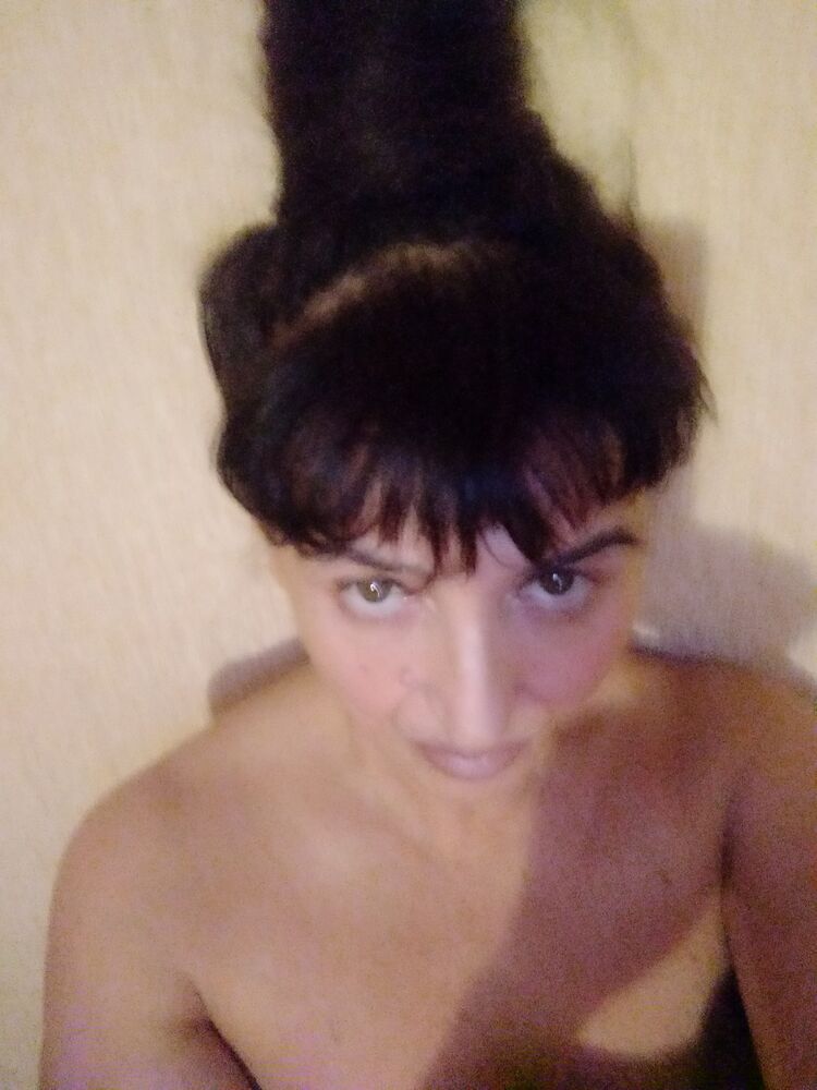  46973241  , 49 ,    