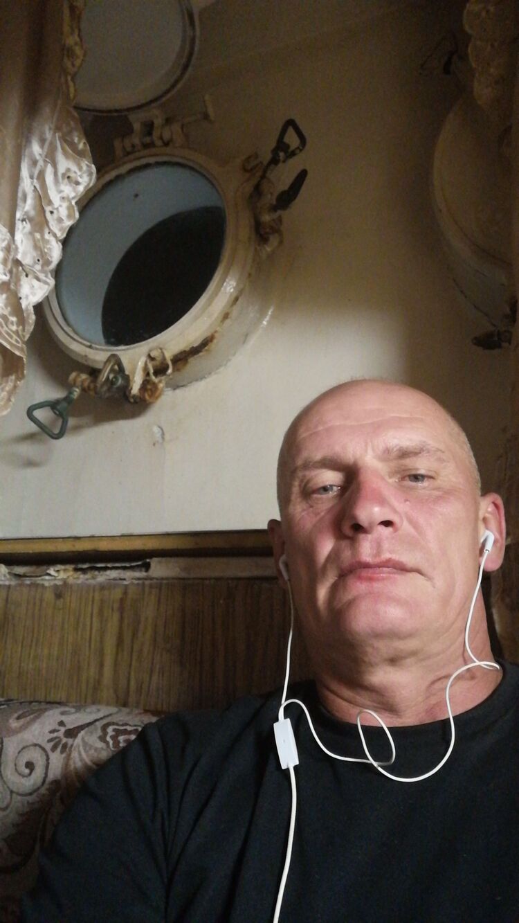  24977131  , 57 ,    