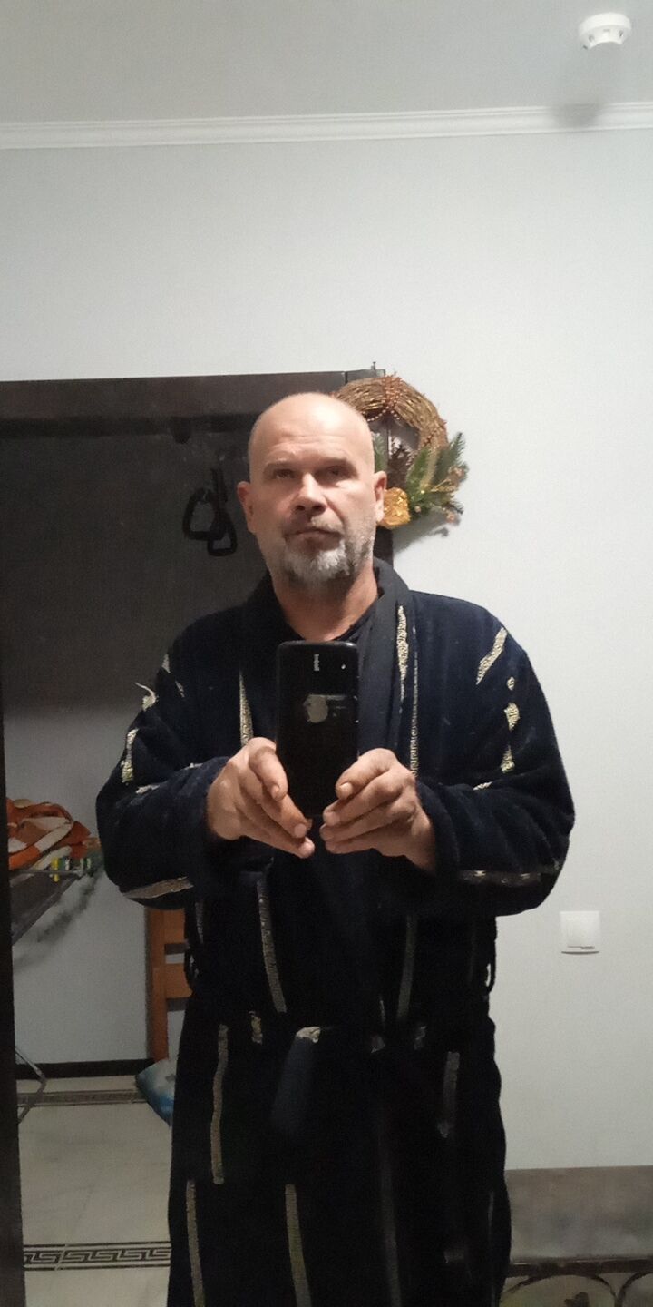  44370631  , 55 ,    