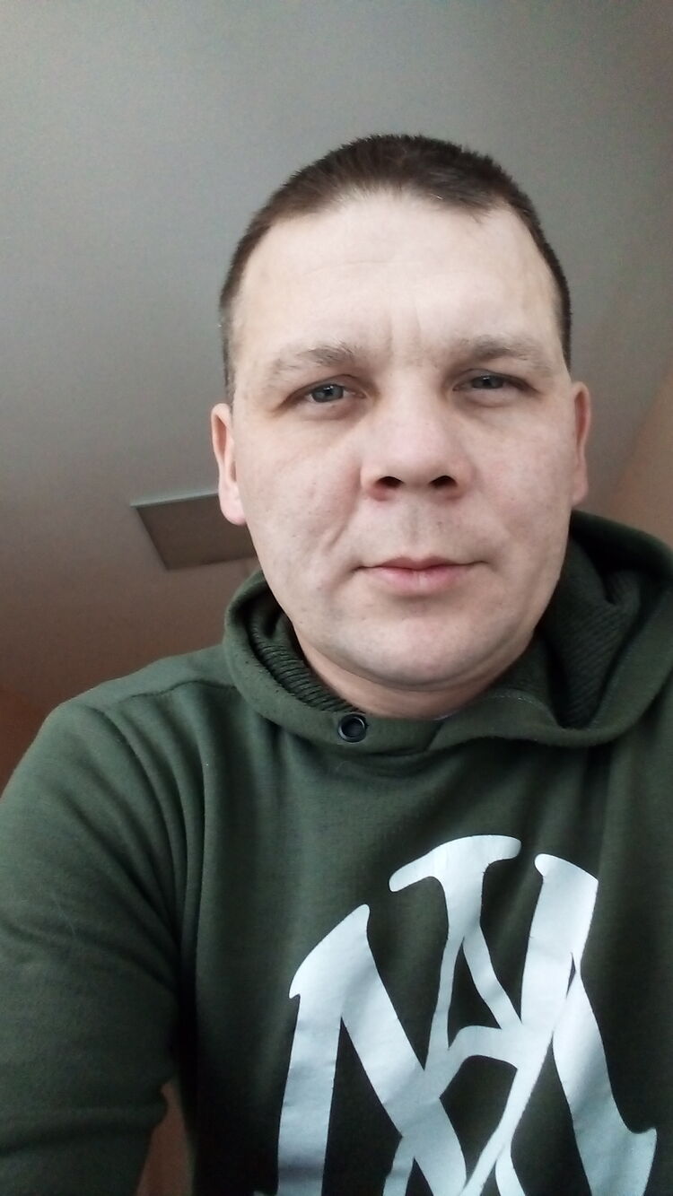  48313921  , 37 ,    