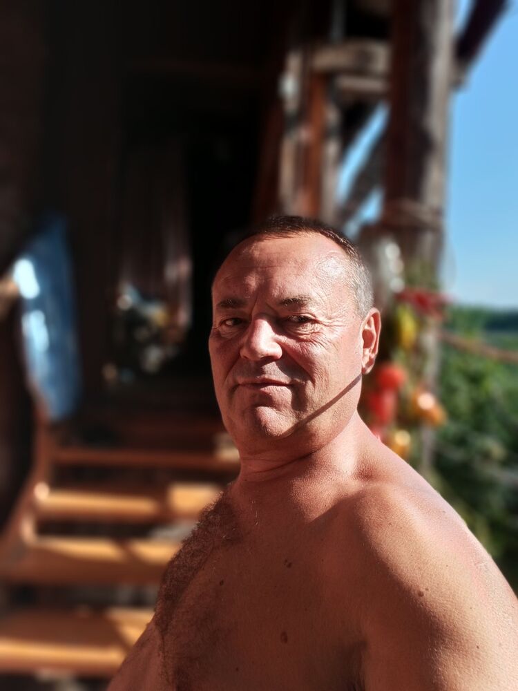  41056471  , 55 ,    