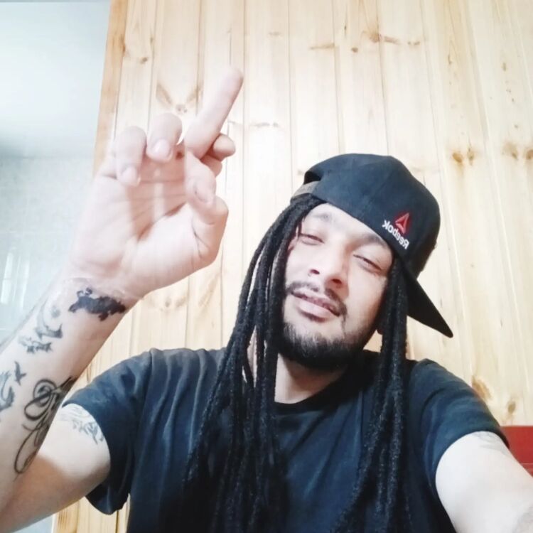  ,   Ruslan, 32 ,   ,   