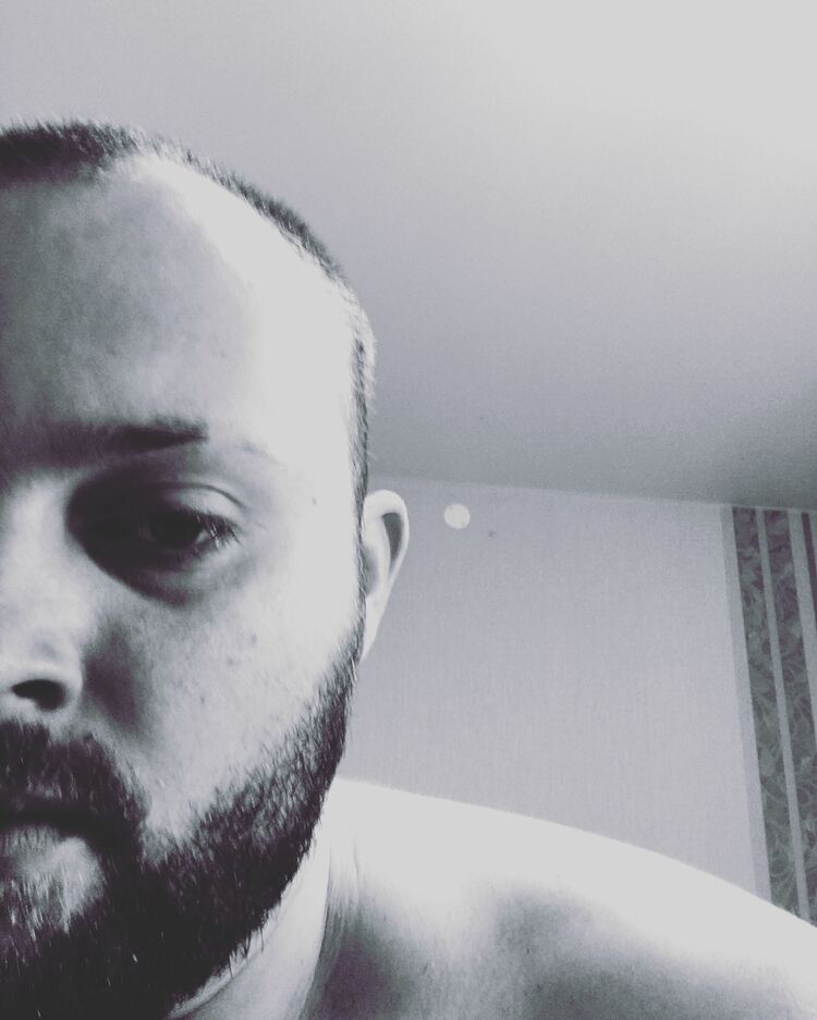  ,   AlexTaylor, 33 ,   ,   , c , 