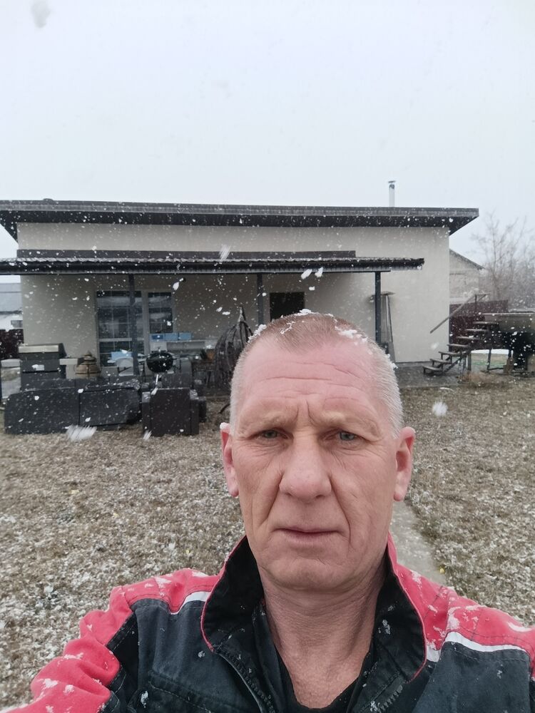  ,   Dzhon, 50 ,   ,   
