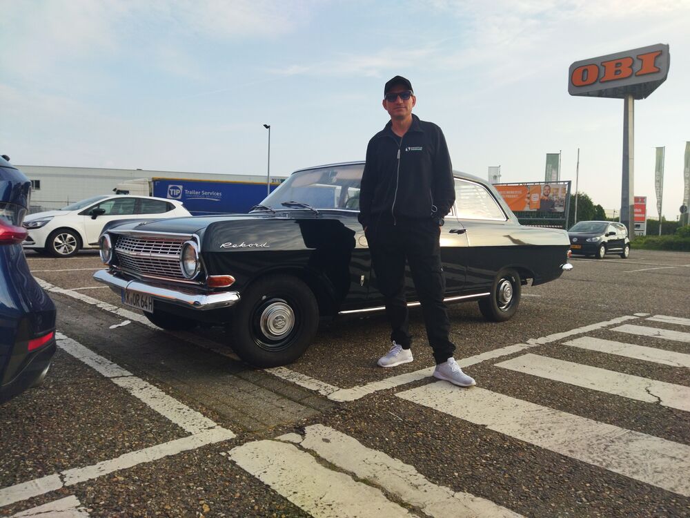 ���� 24843341 ������� Gijua, 42 ����, ���� ���������� � �������