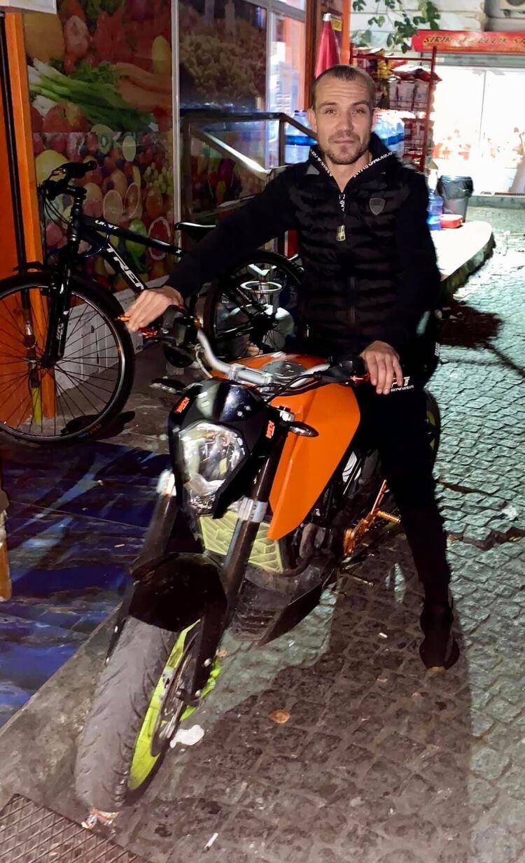  ,   Evgeni, 41 ,   ,   , 