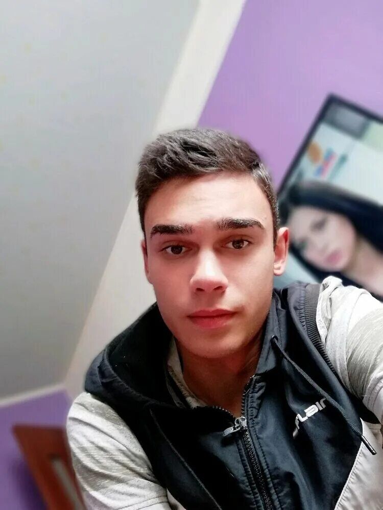 34196971  , 20 ,    
