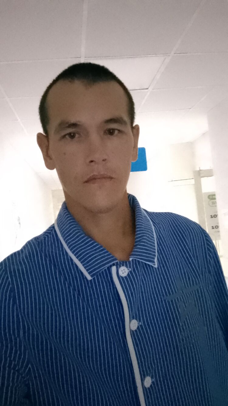  ,   Mikhail, 35 ,   ,   , c 