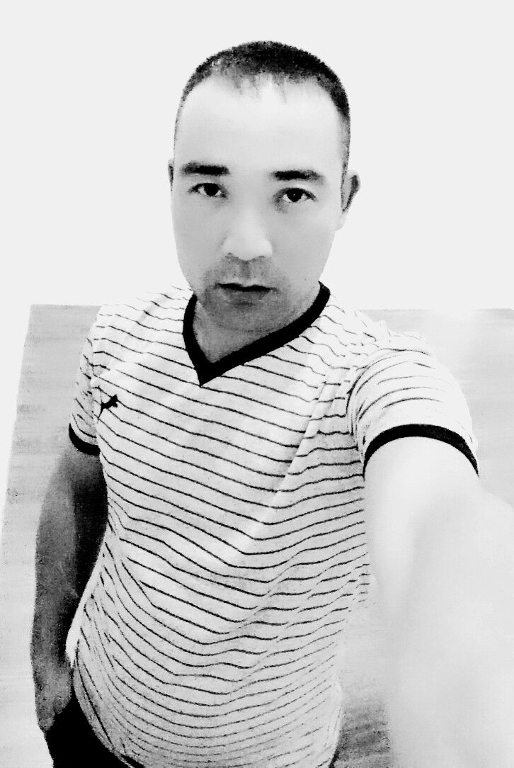  13064711  Rinat, 36 ,    