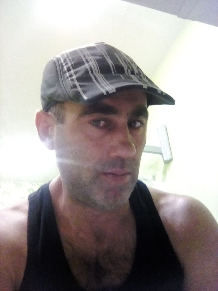  ,   Karen, 47 ,   ,   , c 