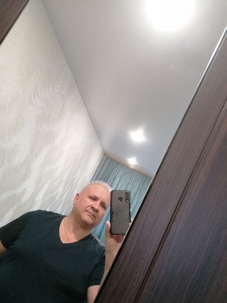  ,   Alex, 52 ,     , c 