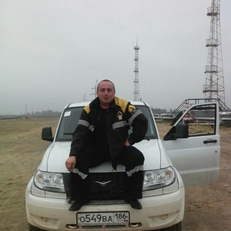  31676501  , 49 ,    
