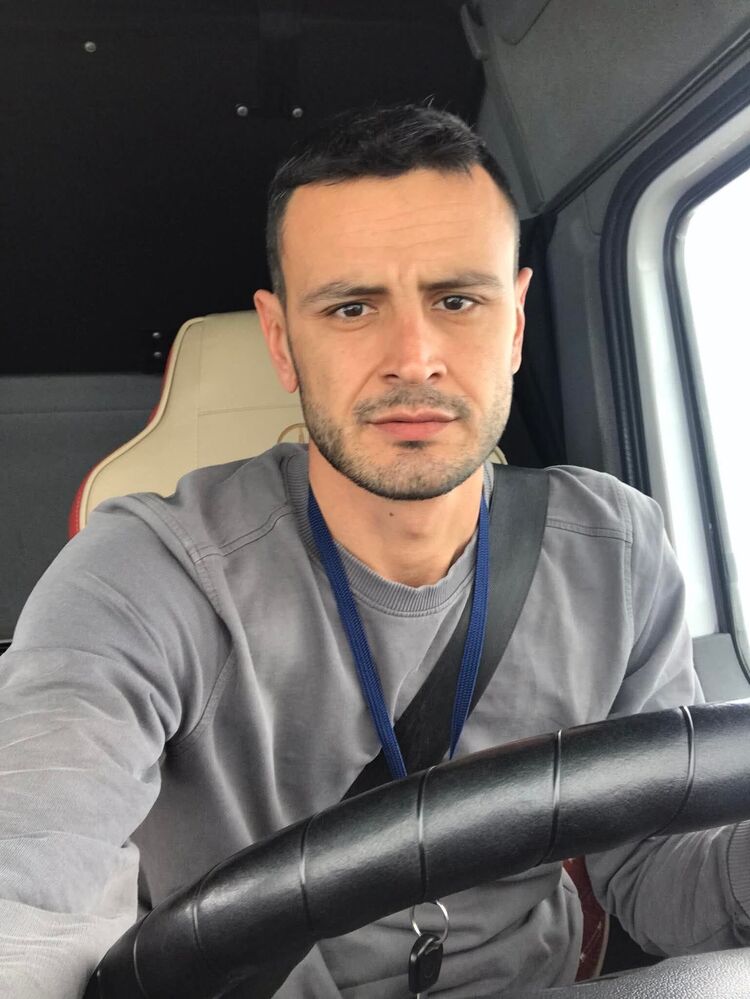  ,   Tre, 39 ,   ,   