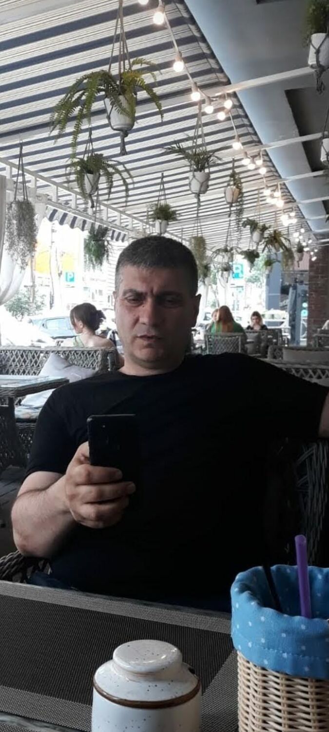  51022821  , 47 ,    --