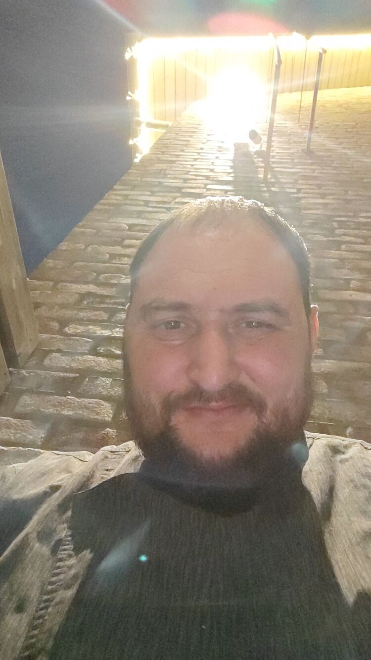  42532281  , 44 ,    