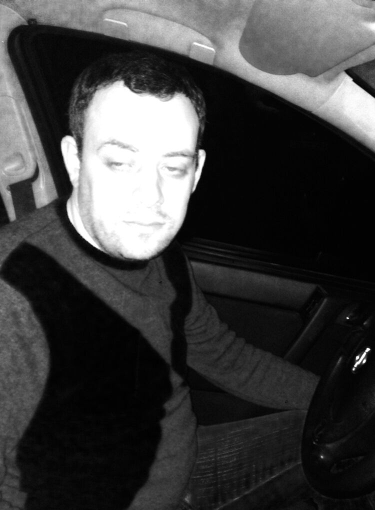  10157181  Artak, 43 ,    
