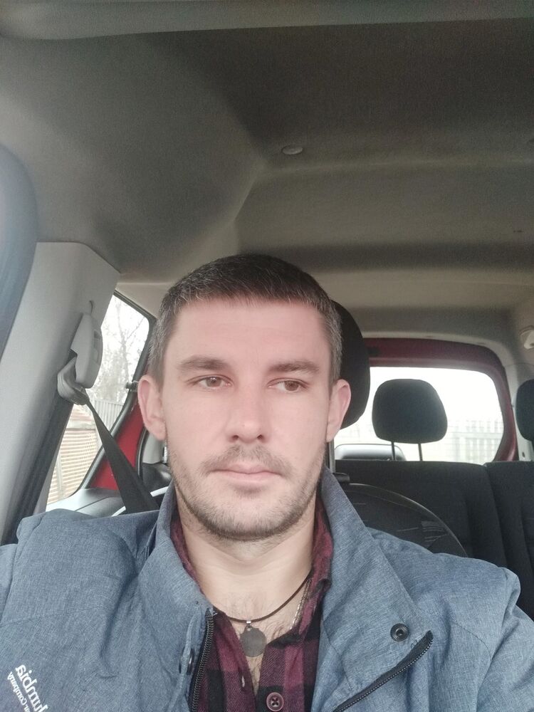  18425471  , 36 ,    