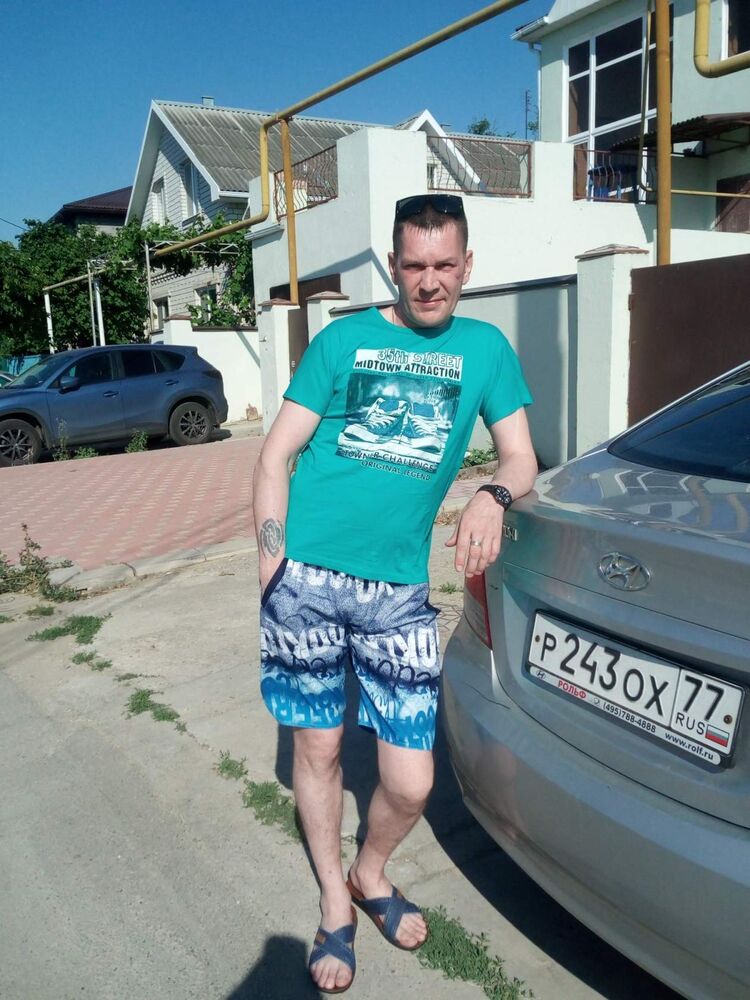  23070261  , 47 ,    