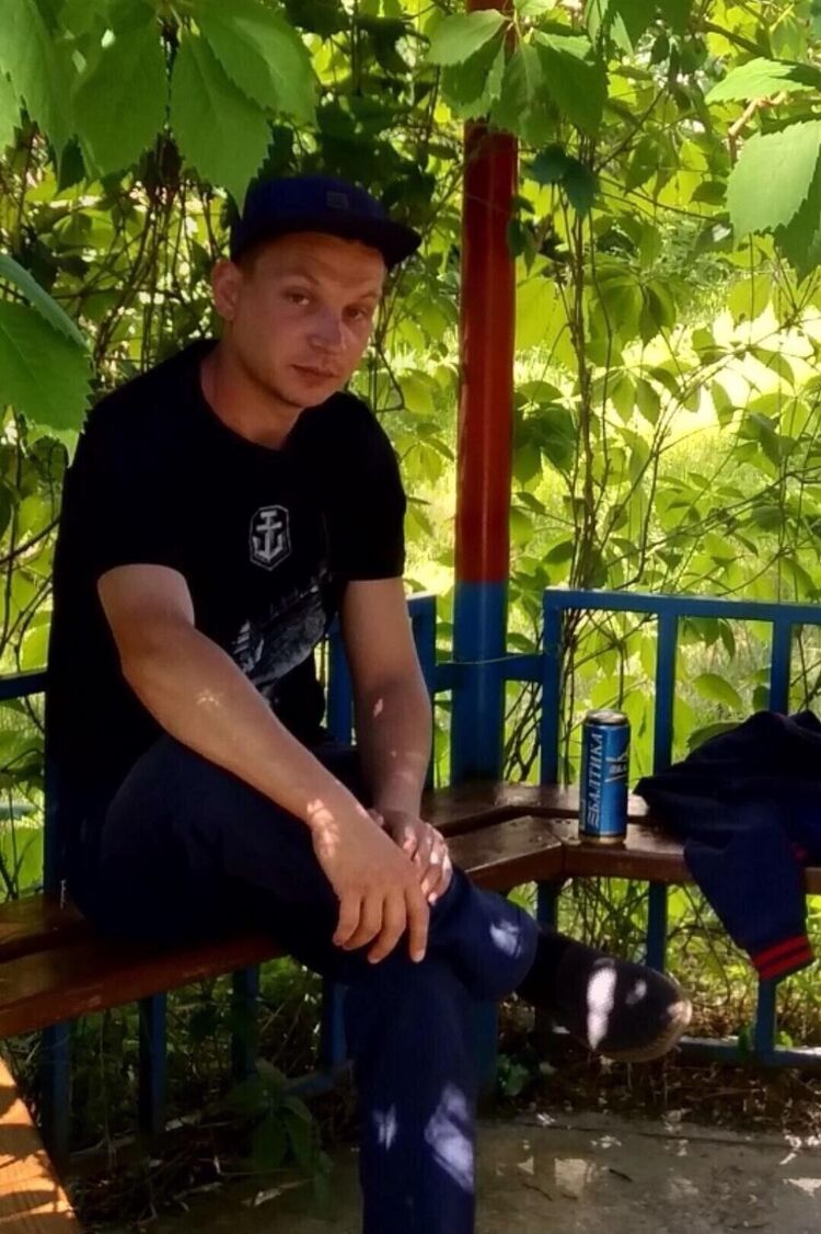  ,   Roman, 28 ,   ,   