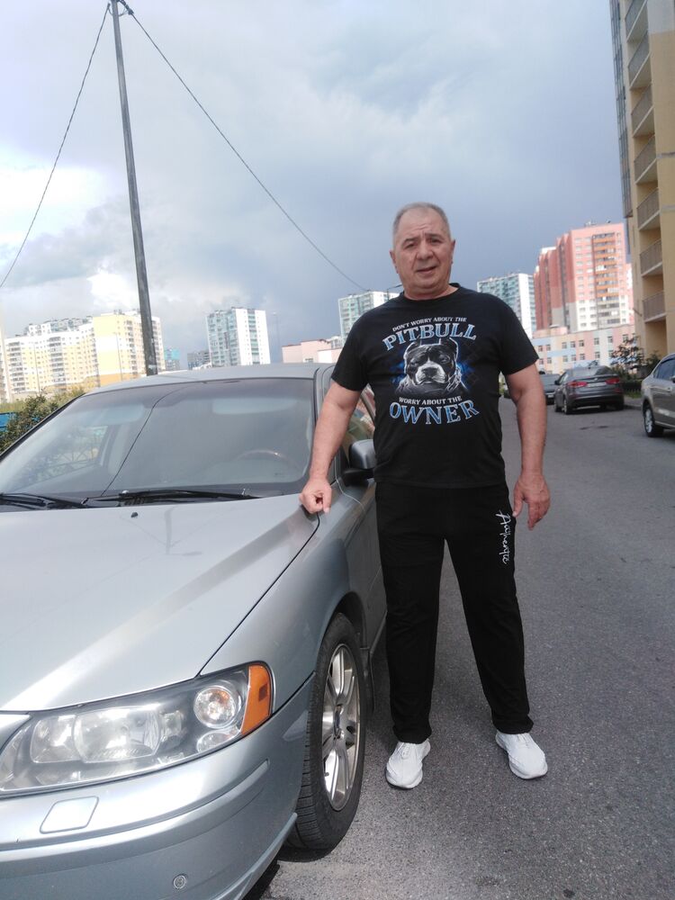  41388881  Andranik, 53 ,    -