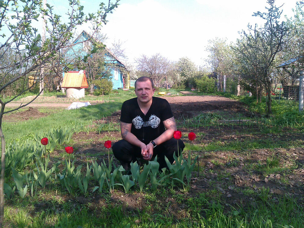  4163521  Tolstjak999, 44 ,    