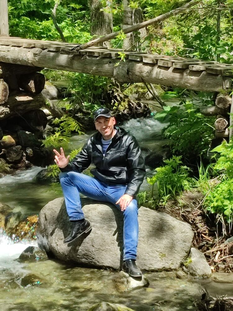  33367771  ALEX, 38 ,    