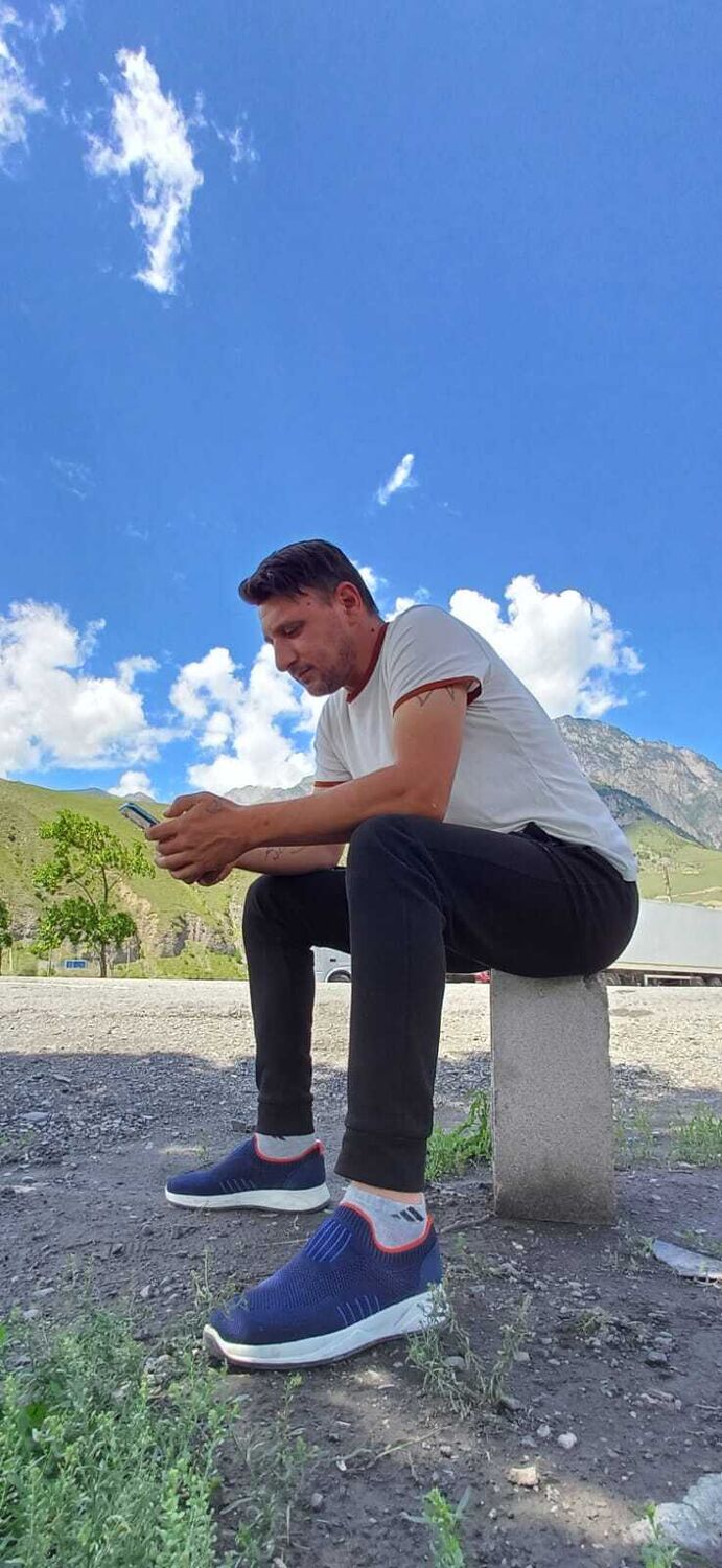  50622951  Kerim, 41 ,    