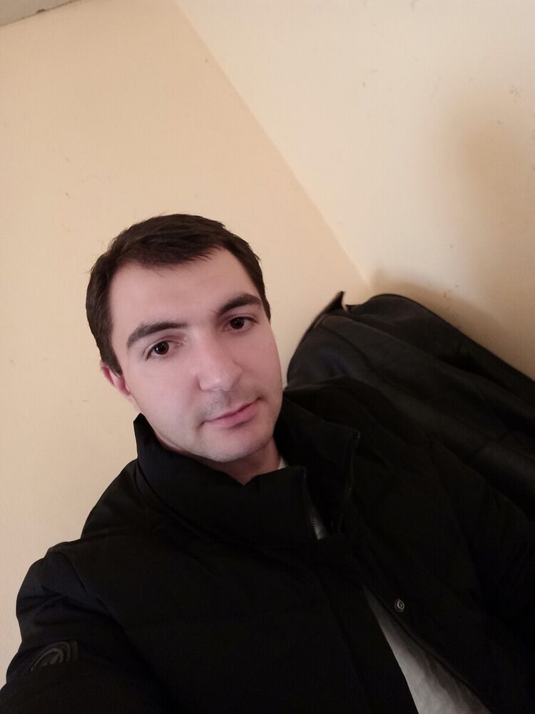  20625791  Ladik, 27 ,    