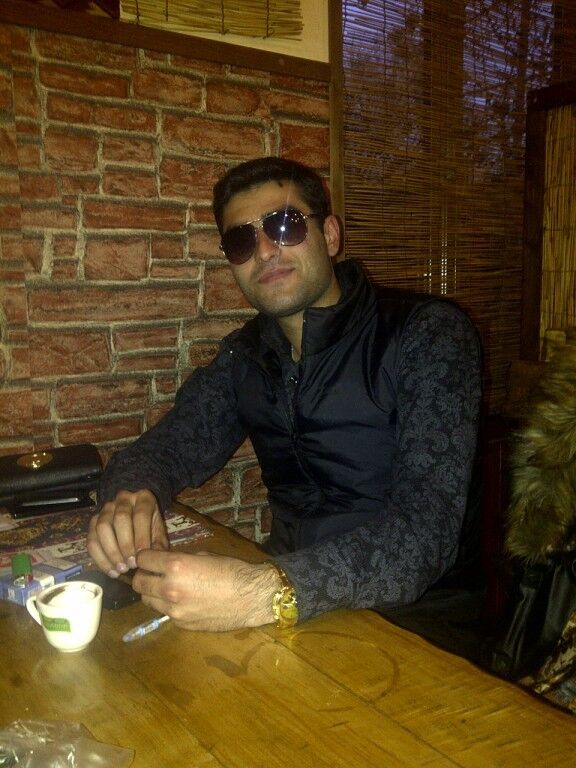  6616581  ARTYOM, 32 ,    
