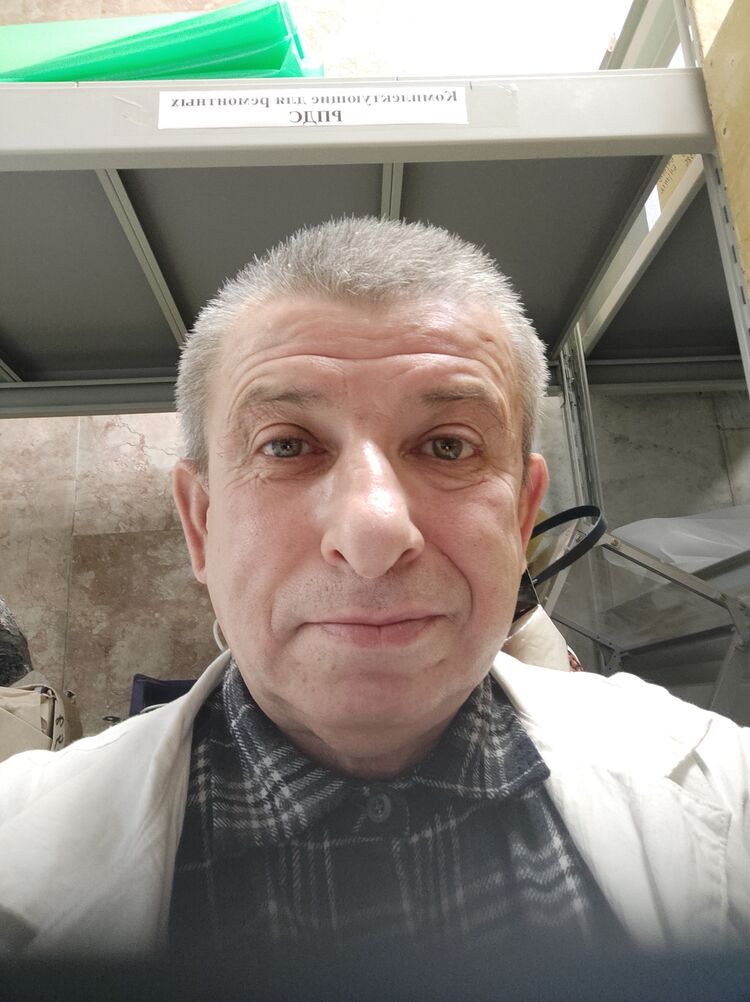  35331891  , 62 ,    