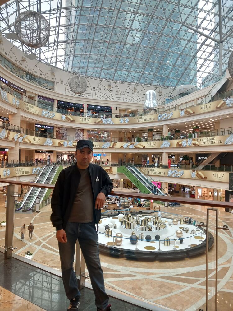  35275381  Yusuf, 37 ,    