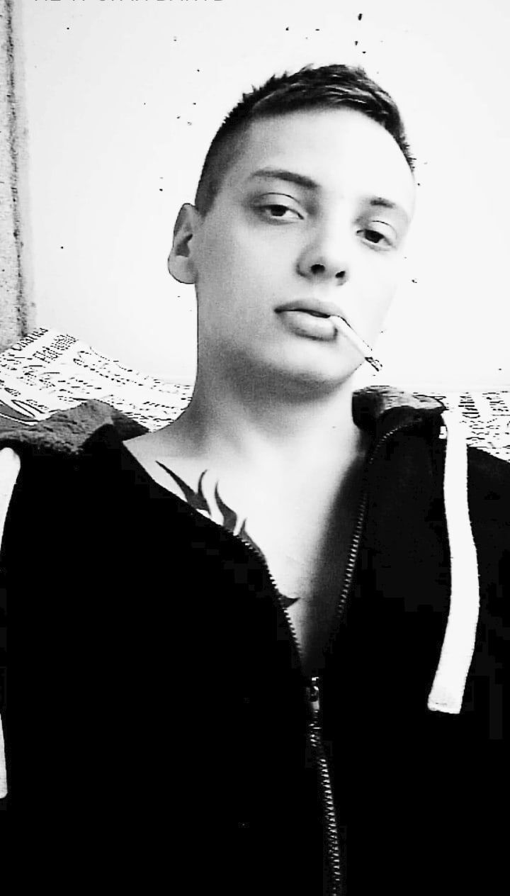  32697401  Daniil, 25 ,    