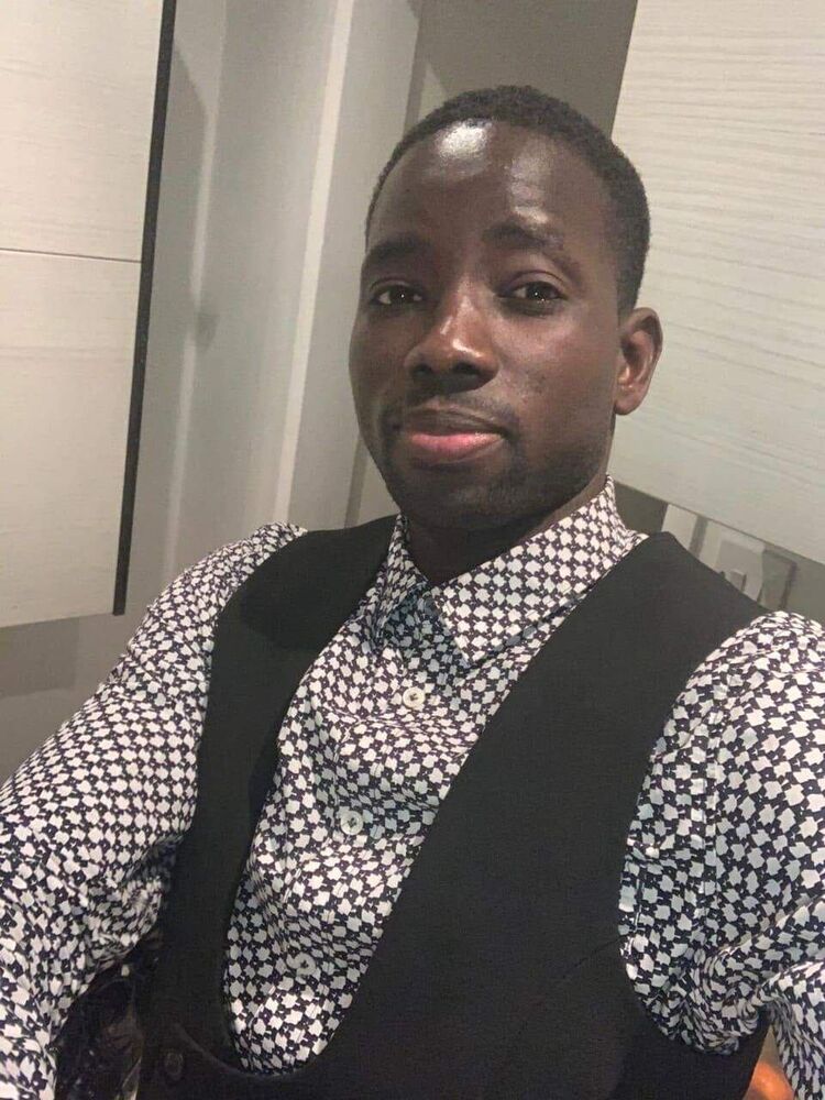  24683211  Bigso, 33 ,    London Colney