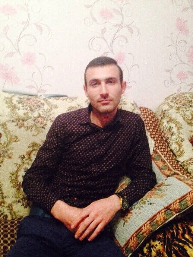  5237711  Elman, 38 ,    