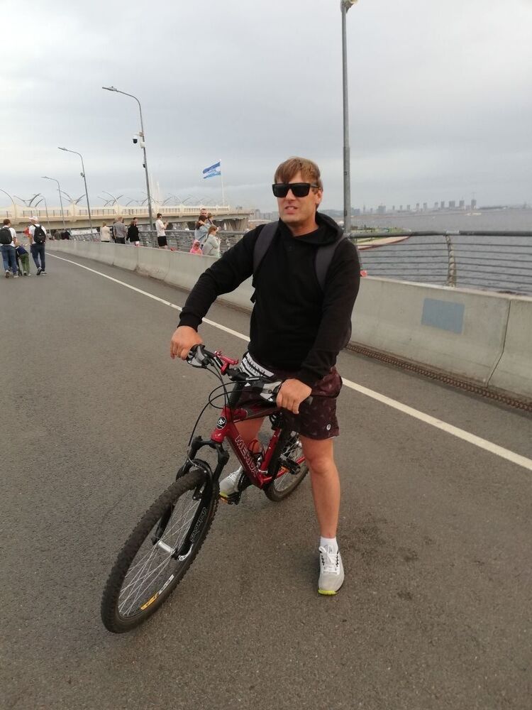 ���� 39404651 ������� ���������, 42 ����, ���� ���������� � �����-����������