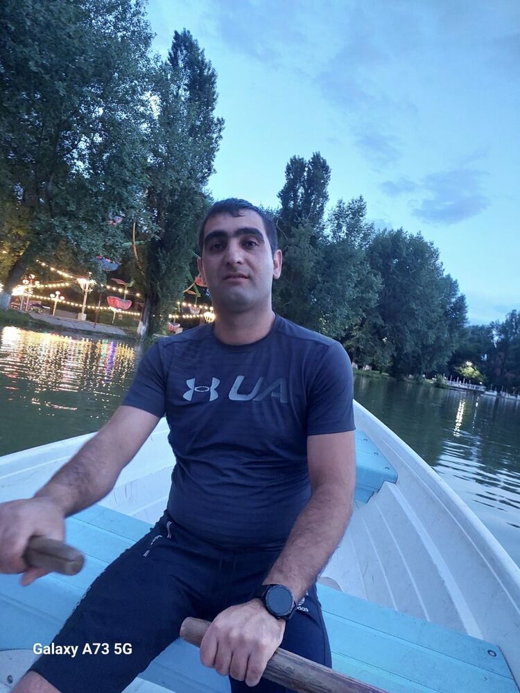  48837591  Artem, 34 ,    