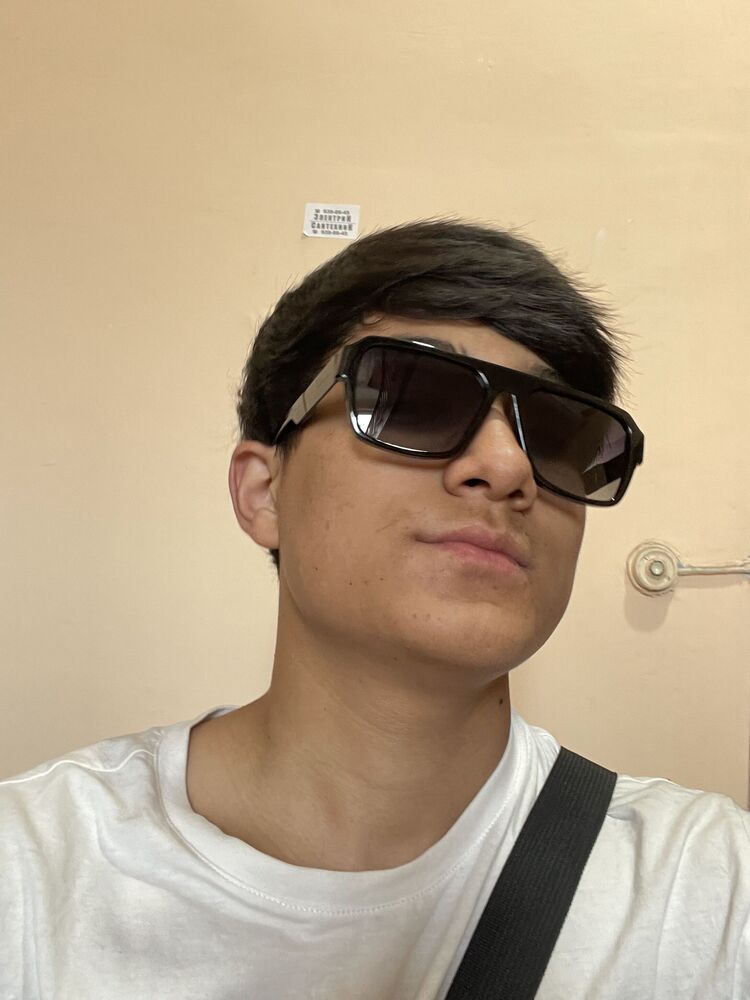  44281231  Ibrohim, 20 ,    -