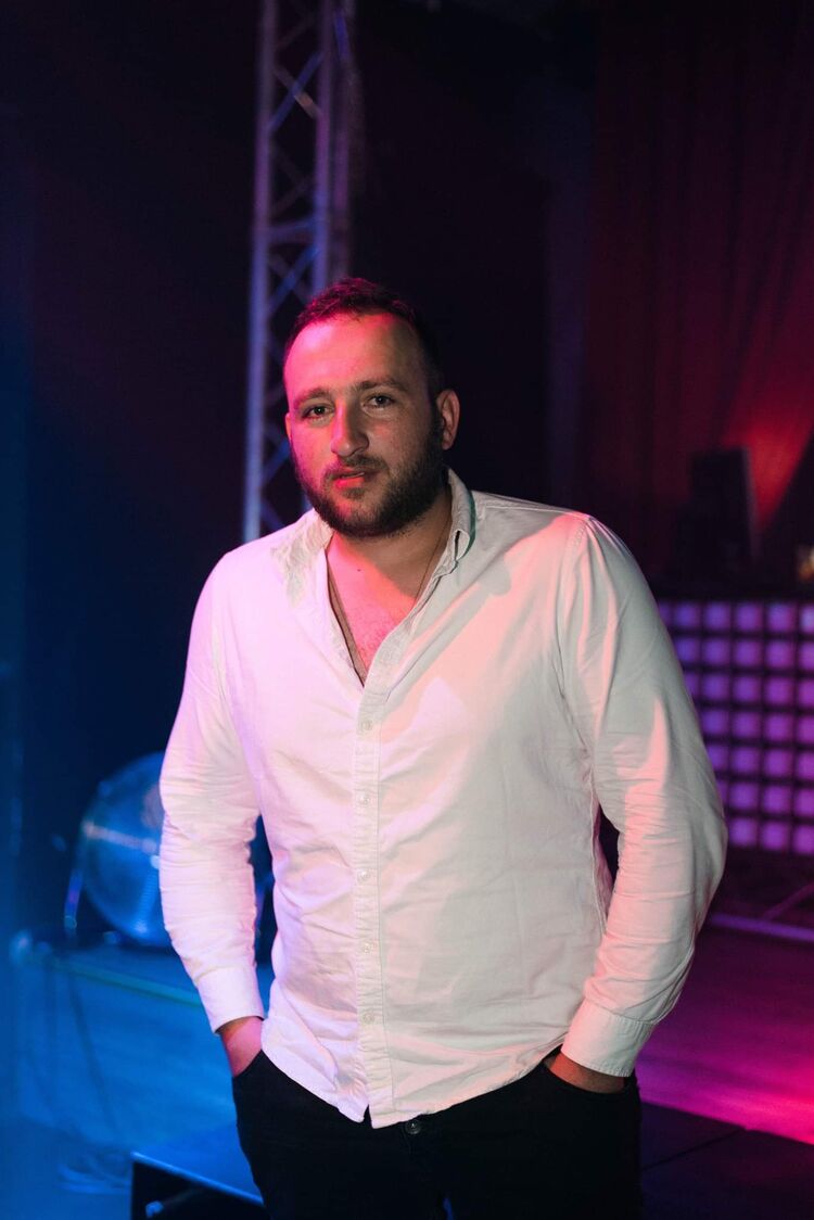  ,   Giotgi, 33 ,   ,   
