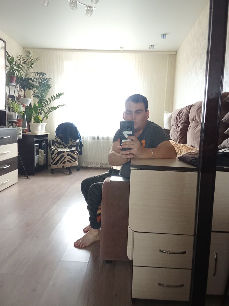  53870831  Maksum, 33 ,    